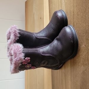 Clark's GoreTex Leather Girl's Snow Boots Size 6 Faux Fur Flowers Rhines…